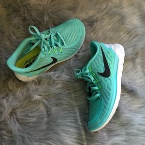 ▪️NIKE Free 5.0 Tiffany Blue Neon Green▪️